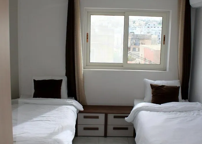 Twin With Private Bathroom - 6 Affittacamere San Giuliano