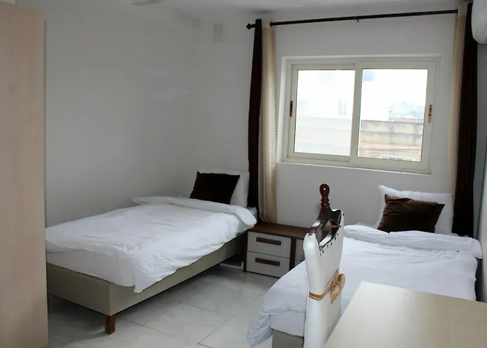 Pensjonat Twin With Private Bathroom - 6 St. Julian's